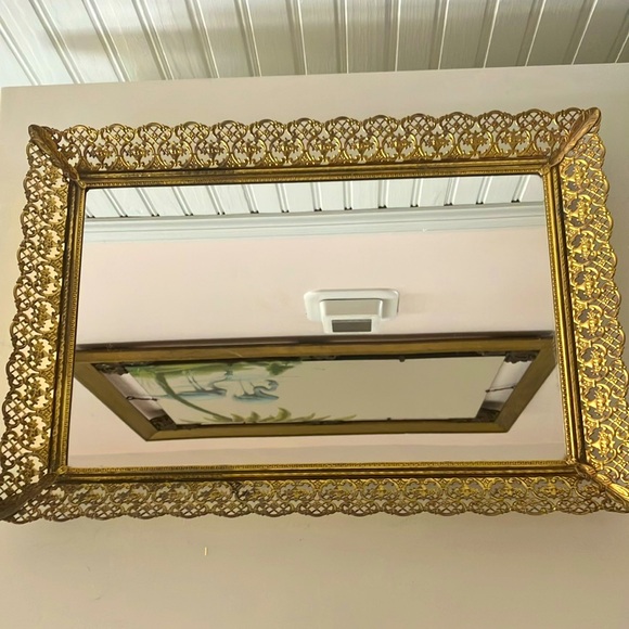Vintage Gold Filigree Elegant Gold Framed Mirror Tray. - Picture 5 of 11